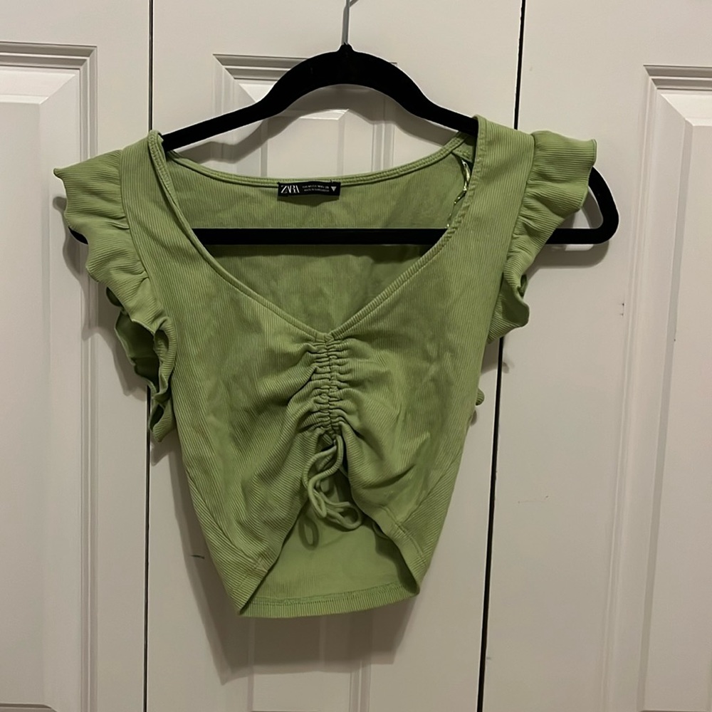 green zara tshirt